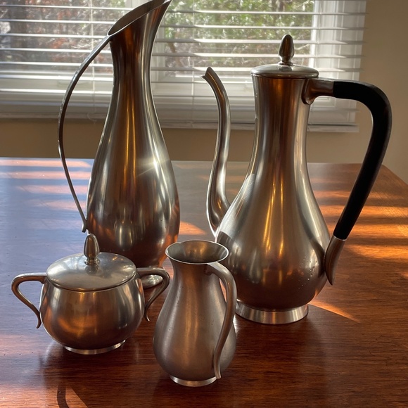Elegant Dutch Holland Pewter